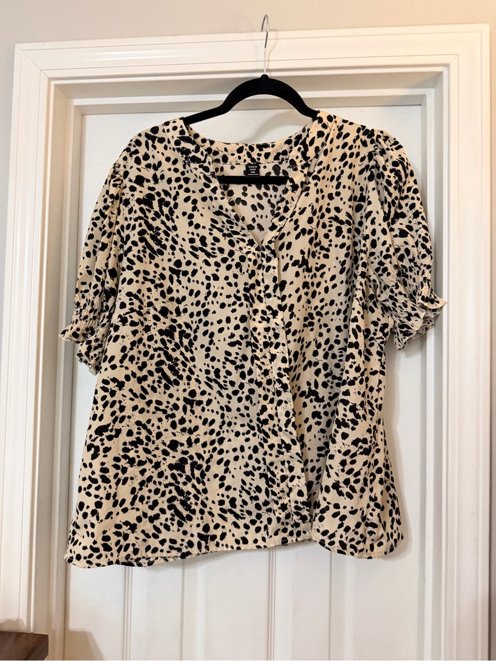SHEIN Cream & Black Dalmatian Print V-Neck Flutter Sleeve Blouse